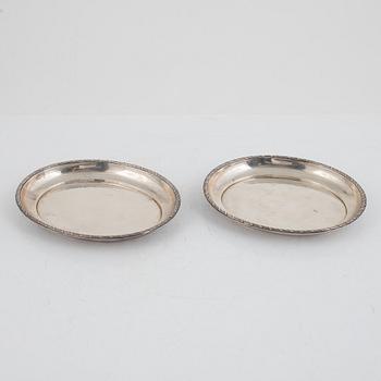 A pair of sterling silver dishes, mark of Wiwen Nilsson, Lund 1948.