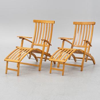 Two beech lounge chairs, Brogrens/Stockamöllan, later part of the 20th Century.