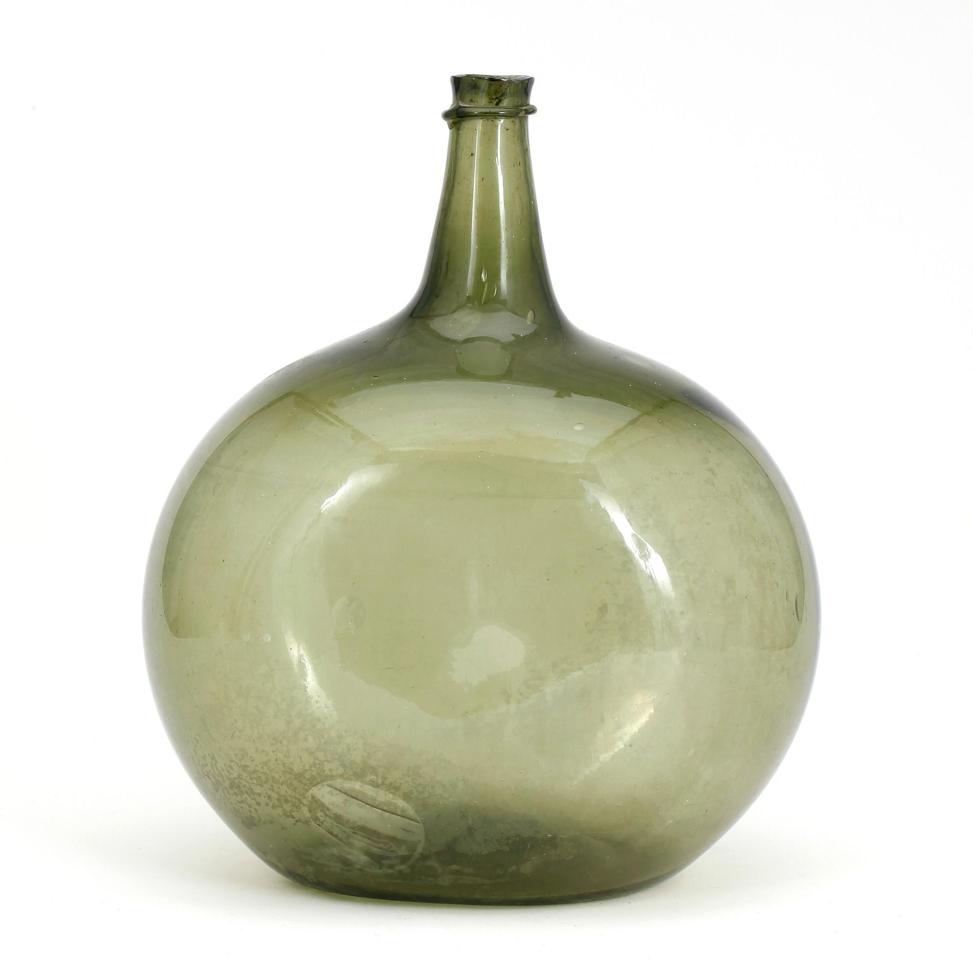 FLASKA, glas, sannolikt 1700-tal.