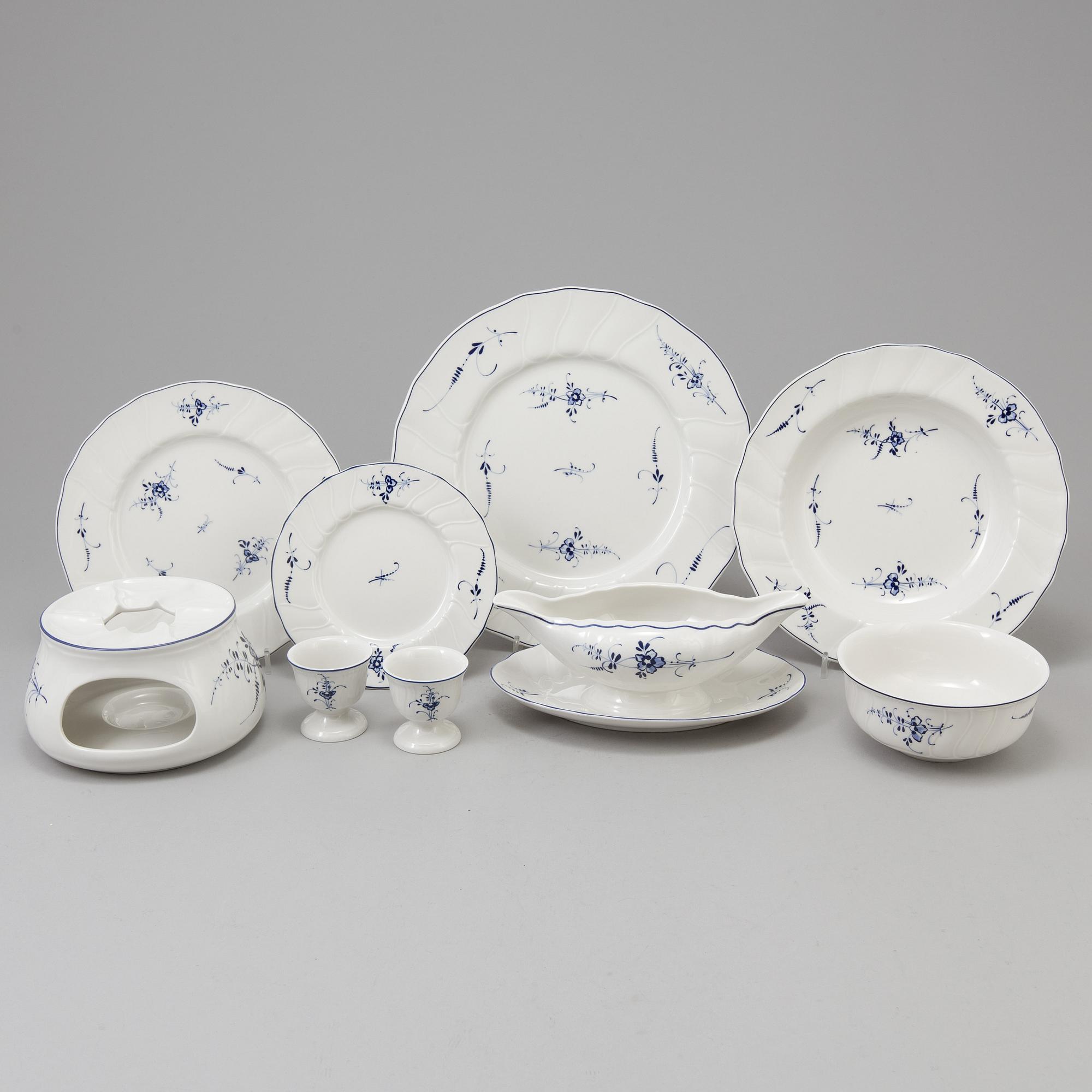 A 88 piece dinner service 'Vieux Luxembourg' and 'Vilbofour