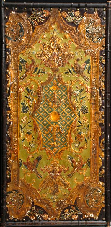 GYLLENLÄDER, 3 st. 1700-tal. Nordeuropa.