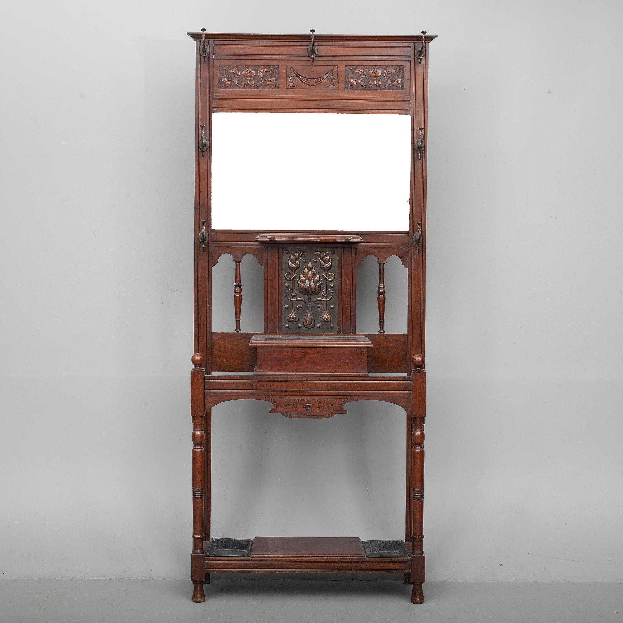 HALLMÖBEL, jugend, tidigt 1900-tal.