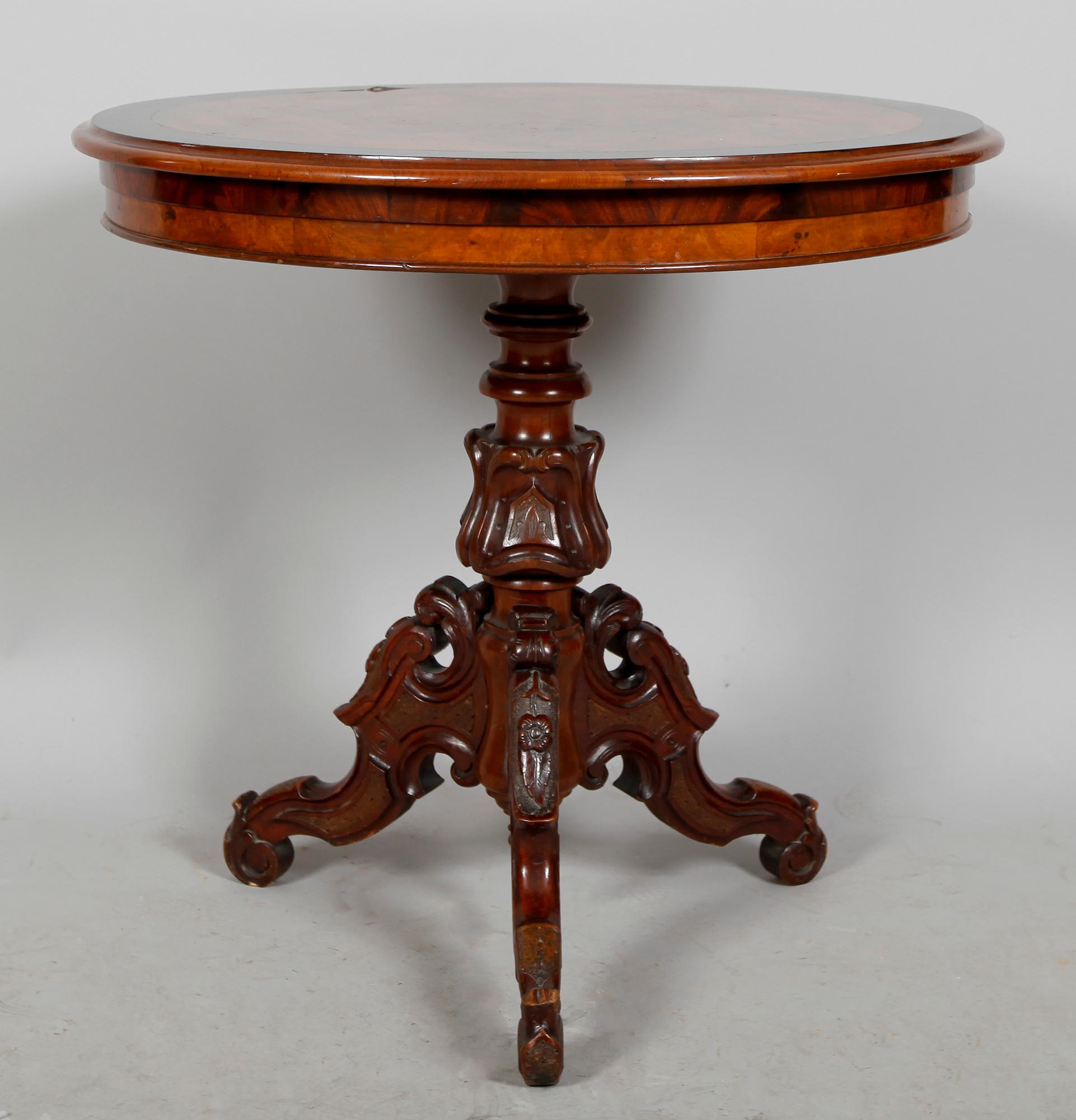 BORD, nyrokoko, sent 1800-tal.