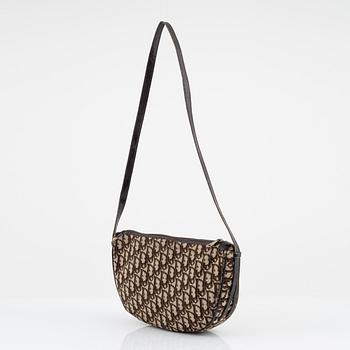 Christian Dior, väska och paraply.