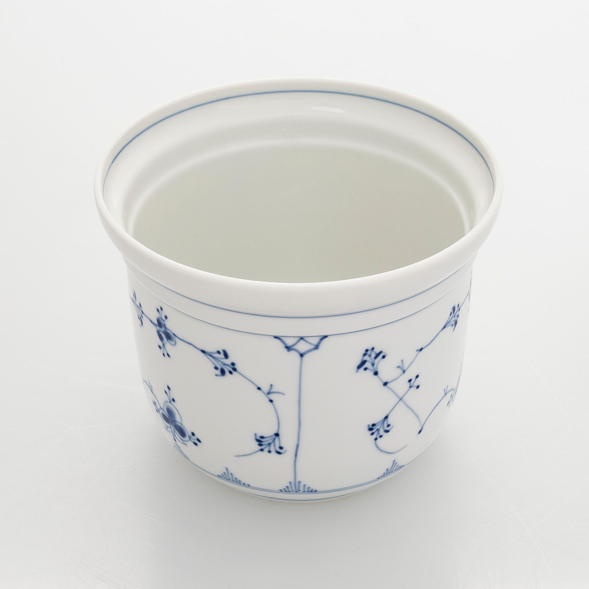 Royal Copenhagen, Kynttilänjalkoja, 2 kpl "Musselmalet" sekä malja B&G, Tanska.