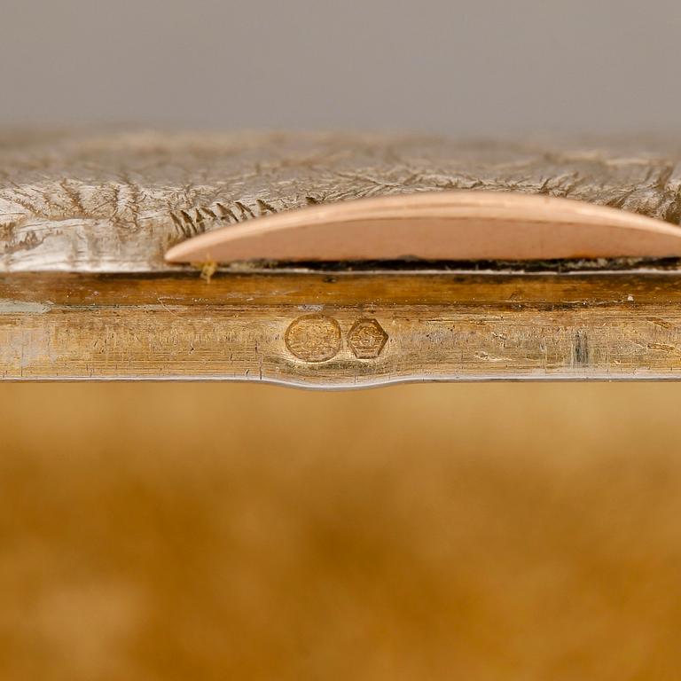 CIGARETTETUI, silver, diamant, svenska importstämplar, 1900-tal. Vikt ca 96  gram.