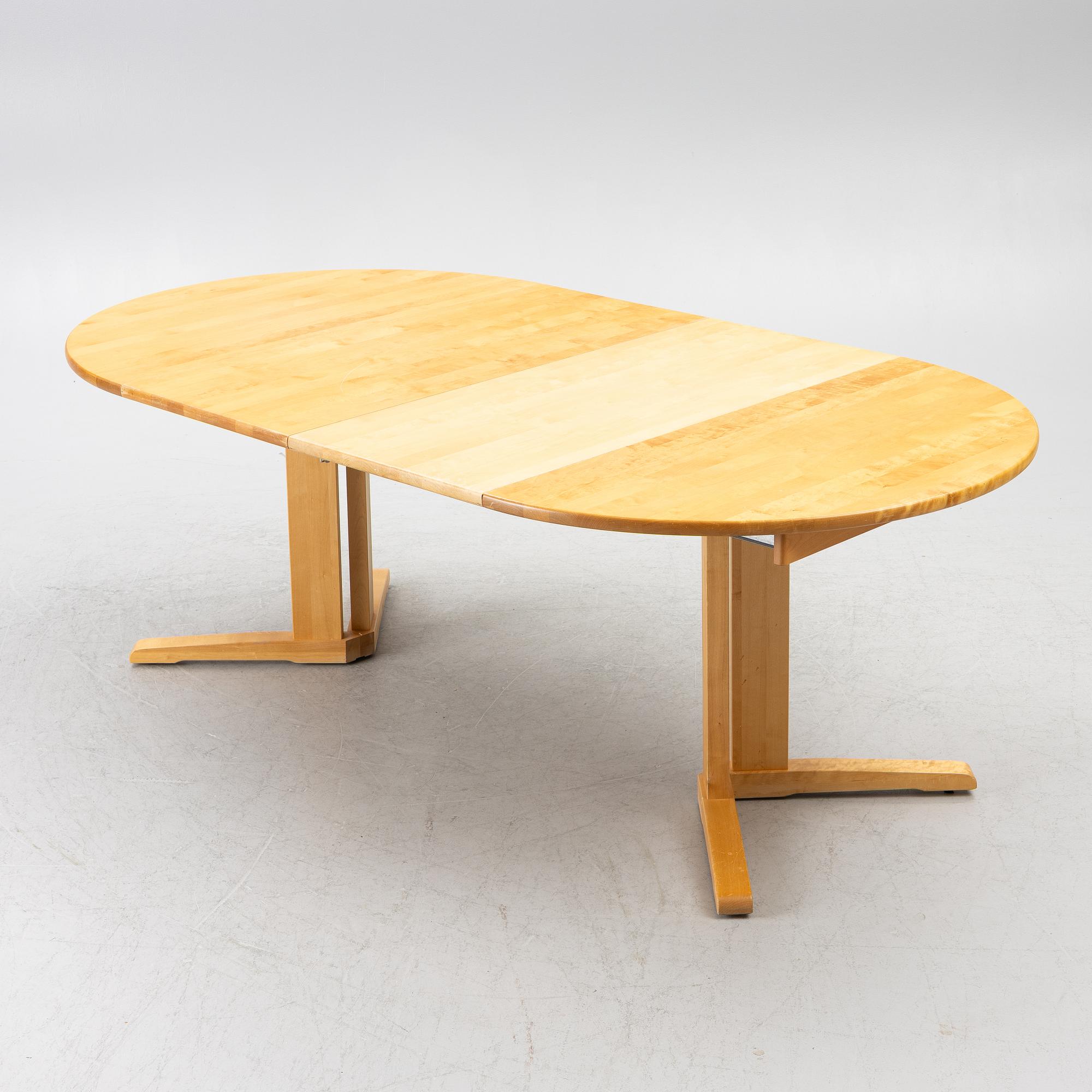 Yngve Ekström, matbord "Björka", Stolab, 2000.