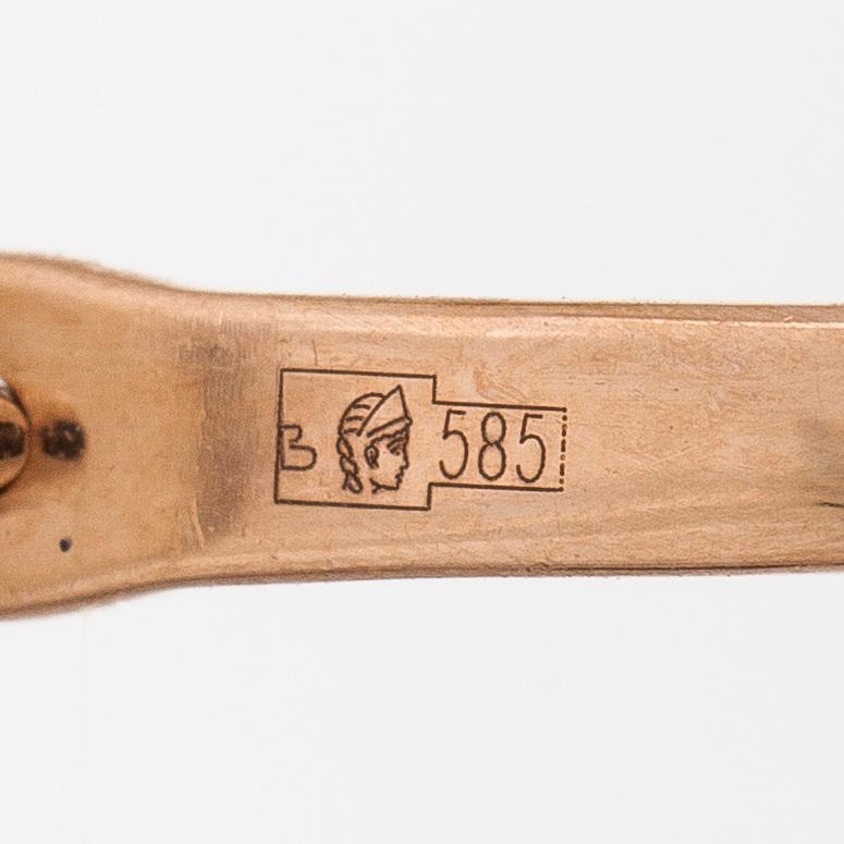 A pair of 14K rosegold earrings, with diamonds and topazes. Soviet Union.