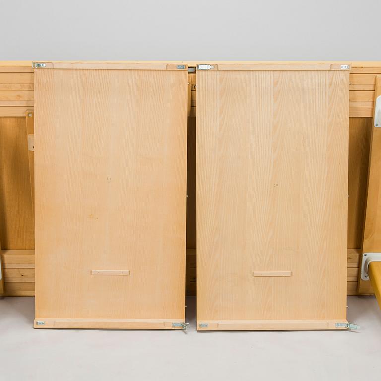 Alvar Aalto, matbord, mdell H94, 1900-talets slut.