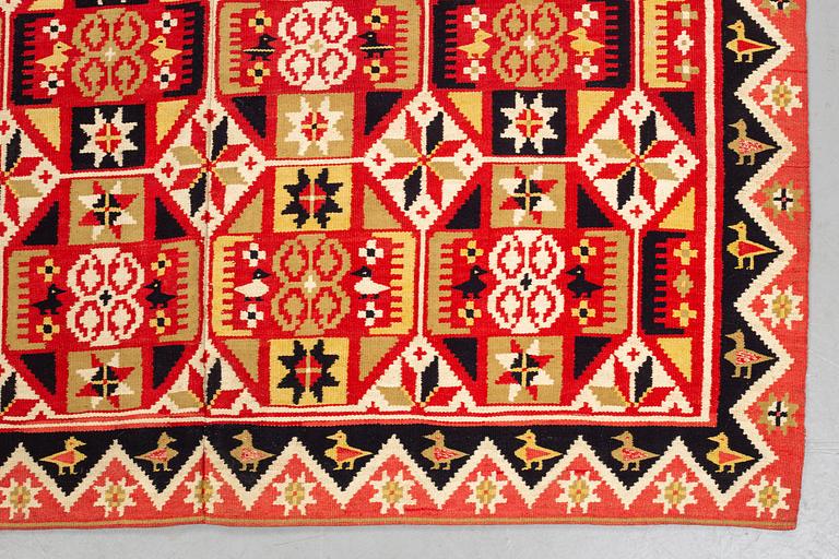 A bed cover, double-interlocked tapestry, ca 197,5-201,5 x 122-125 cm, Scania 1825, Villands district, Sweden.