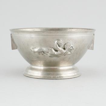 A Firma Svenskt Tenn pewter bowl, Stockholm 1927.