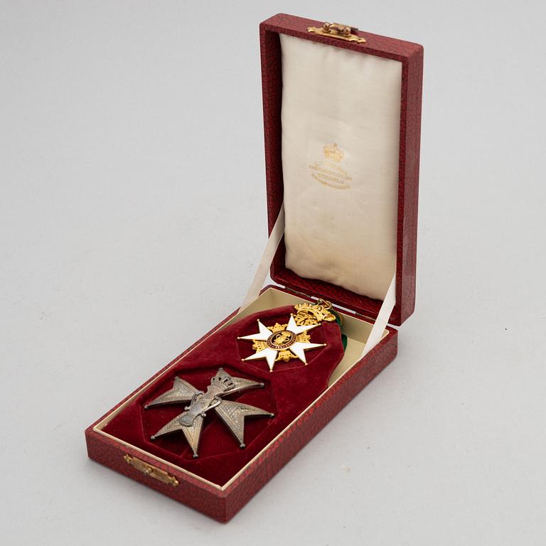 Order of the Vasa, Commander's set, gold, silver and enamel, with sash and box.