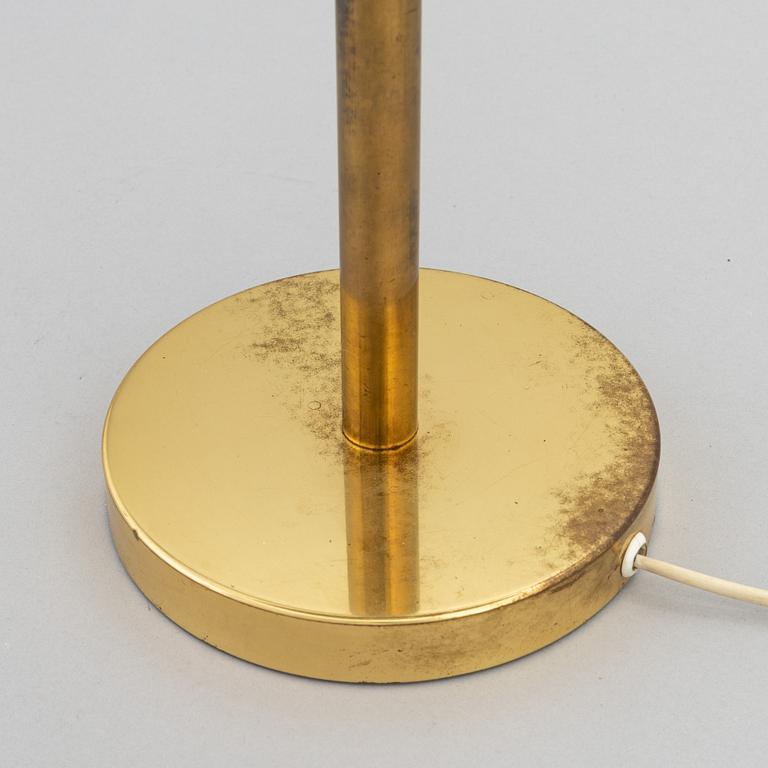 Hans-Agne Jakobsson, a brass model B138 table light, Markaryd, 1970's.