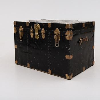 RESEKOFFERT, 1900-talets första hälft.