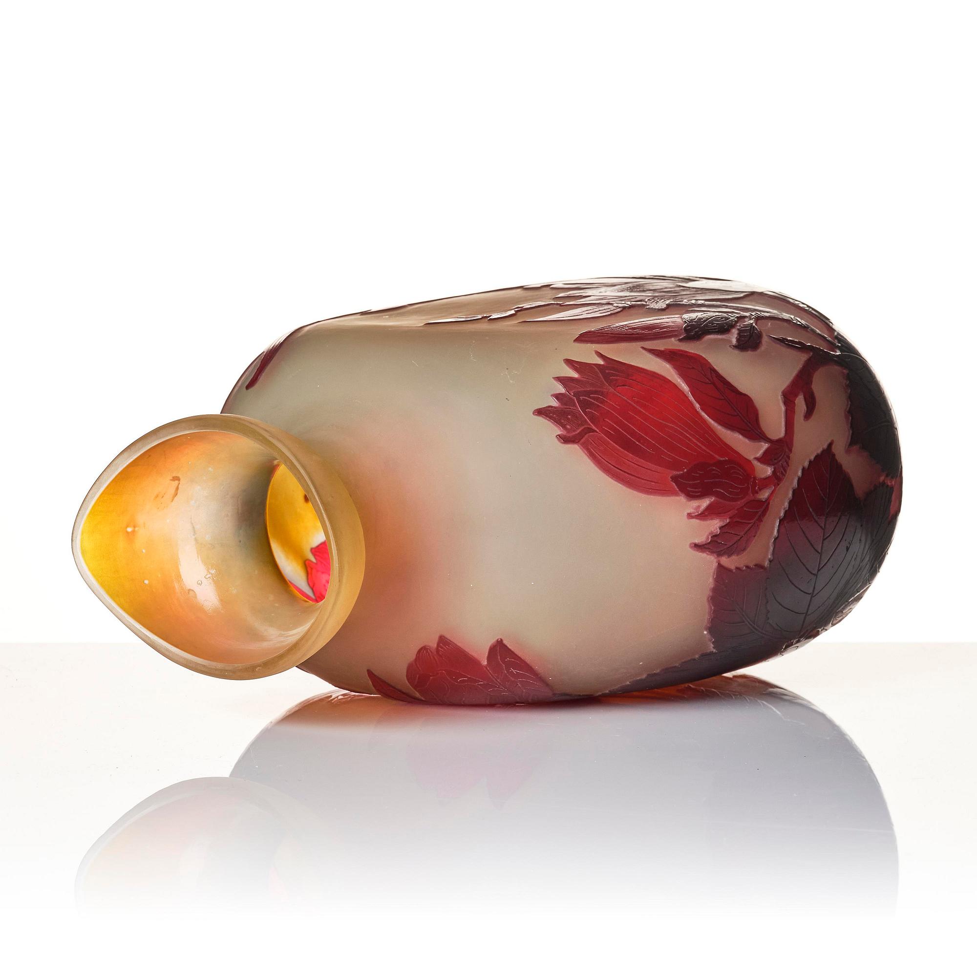 Emile Gallé, an Art Nouveau cameo glass vase, Nancy, France, early 1900s.