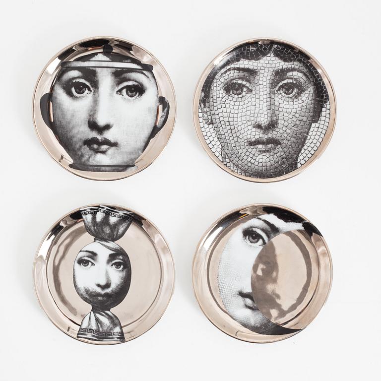 Fornasetti, coasters, 4 st, porslin, "Tema e Variazioni", Italien.