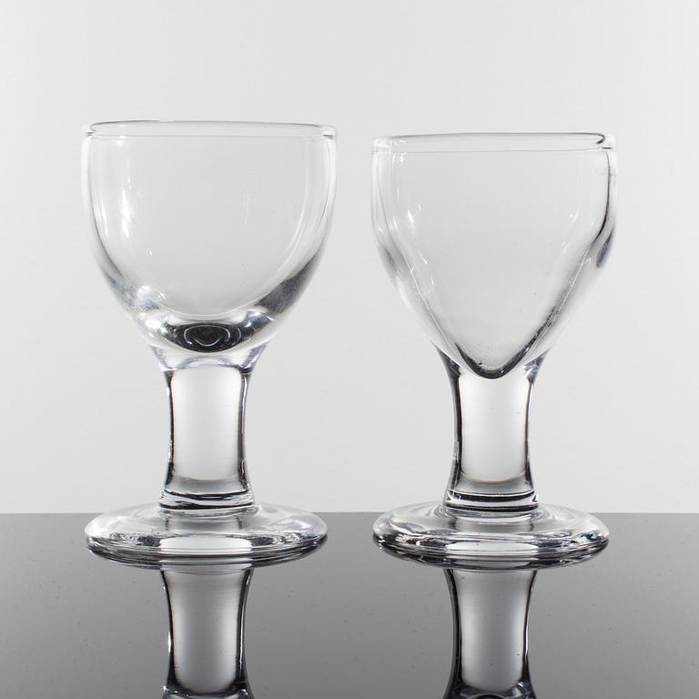 VIN-/ÖLGLAS, 8 st, "Ruben", Signe Persson Melin, Boda glasbruk, formgivna 1967.