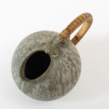 Arne Bang, a stoneware jug, model 151, own workshop, Fensmark, Denmark, 1930s-50s.