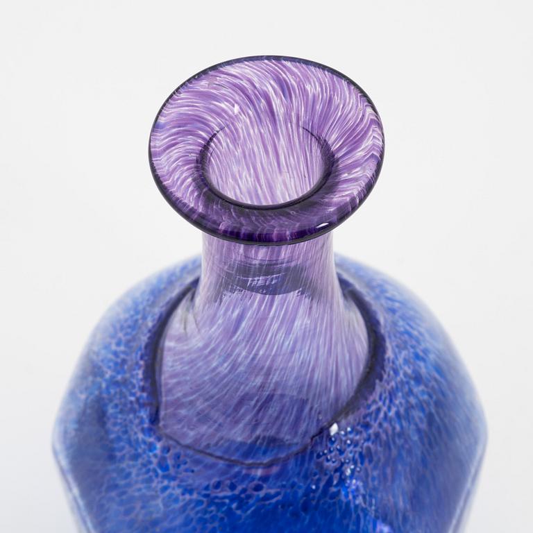 Bertil Vallien, a glass vase, Kosta Boda Artist Collection.