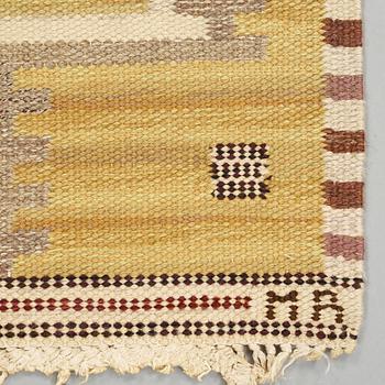 Marianne Richter, A CARPET. "Gula havet". Flatweave. 159 x 86,5 cm. Signed AB MMF MR.