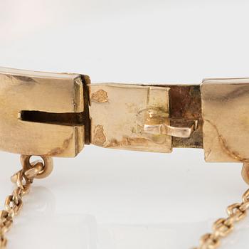 Bracelet 18K gold with coral and small pearls.