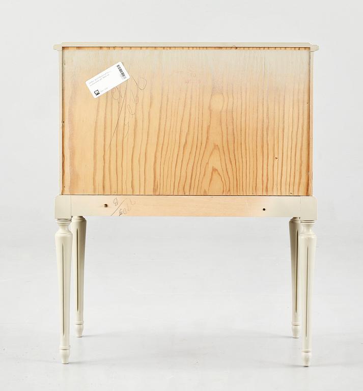 BESTICKSCHATULL, gustaviansk stil, 1900-tal.