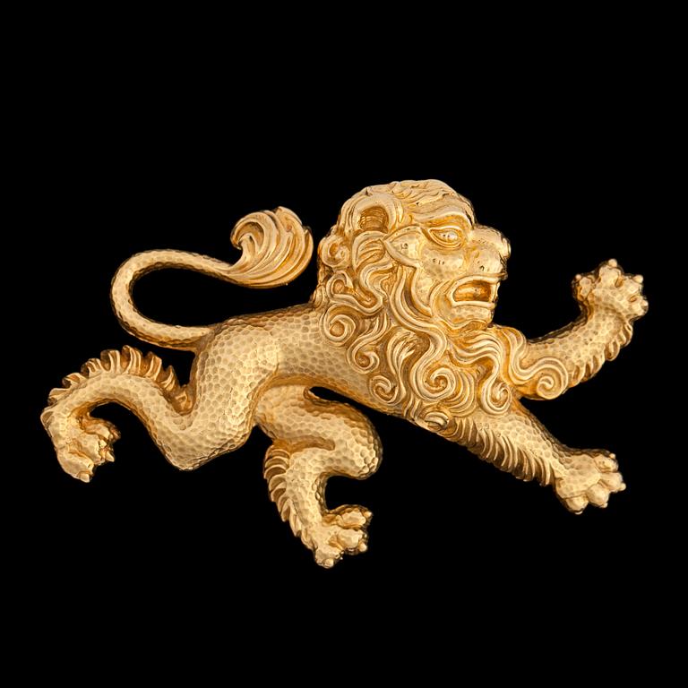 DAVID WEBB, brosch, i form av stiliserat lejon.