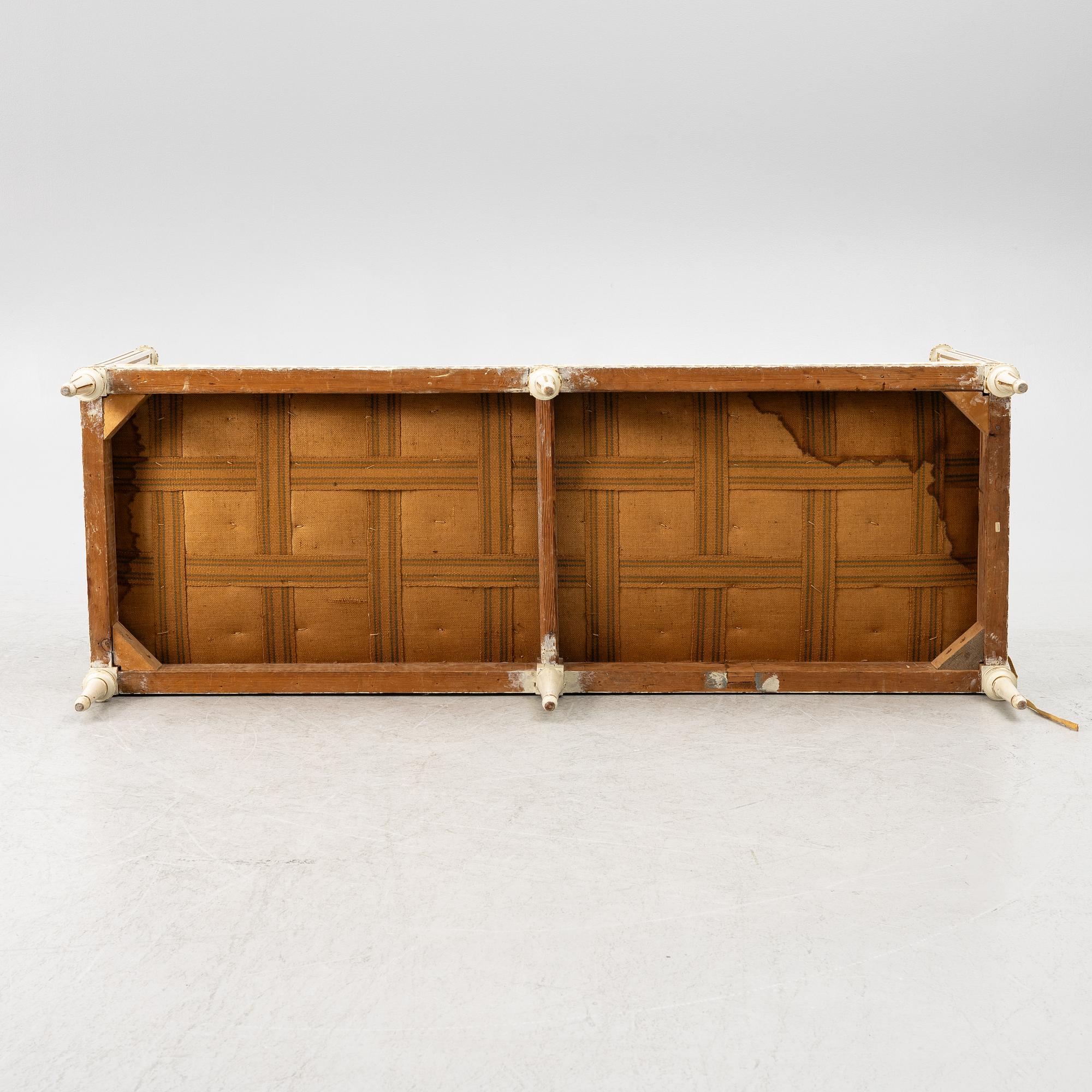 Soffa, sengustaviansk, omkring år 1800.