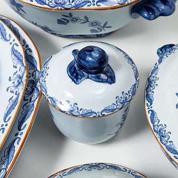A Swedish Rörstrand 'Ostindia' dinner service, late 20th century and 21st century. (102 pieces).
