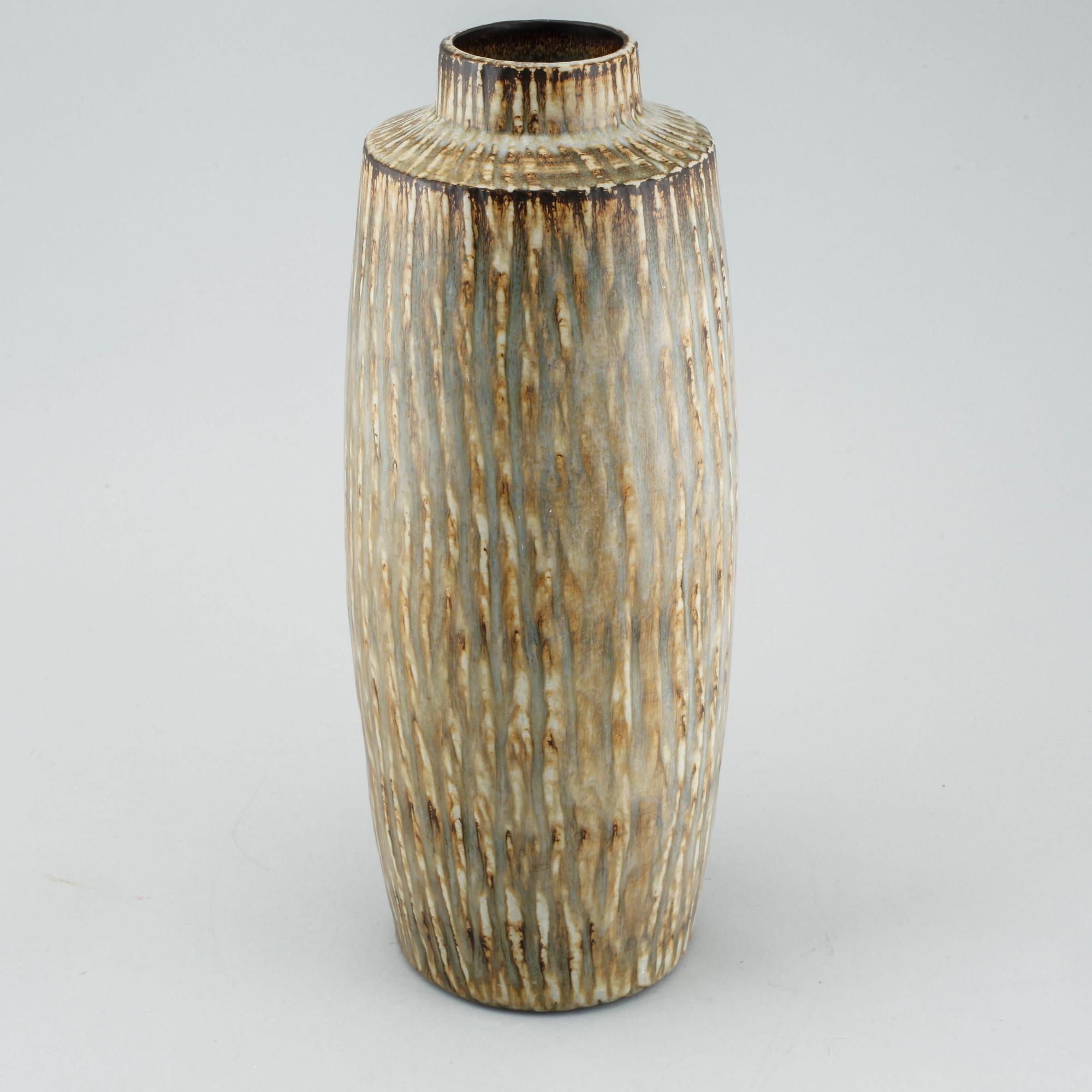 GUNNAR NYLUND, golvvas, stengods, "Rubus", Rörstrand, 1900-talets andra hälft.