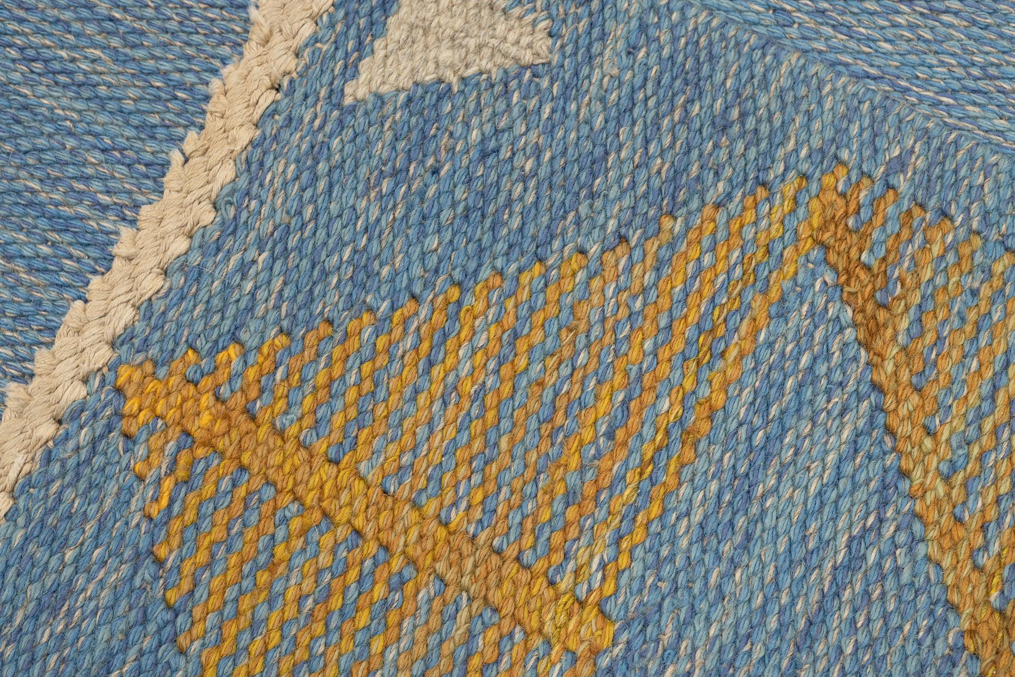 Svea Norén, matta, gobelängteknik, ca 298 x 202 cm, signerad SN.