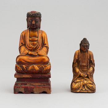 Two gilded and lacquered wooden figures of Buddha, Qing dynasty, 19th Century.