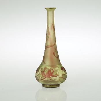 An Eugène Michel Art Nouveau cameo glass vase, France.