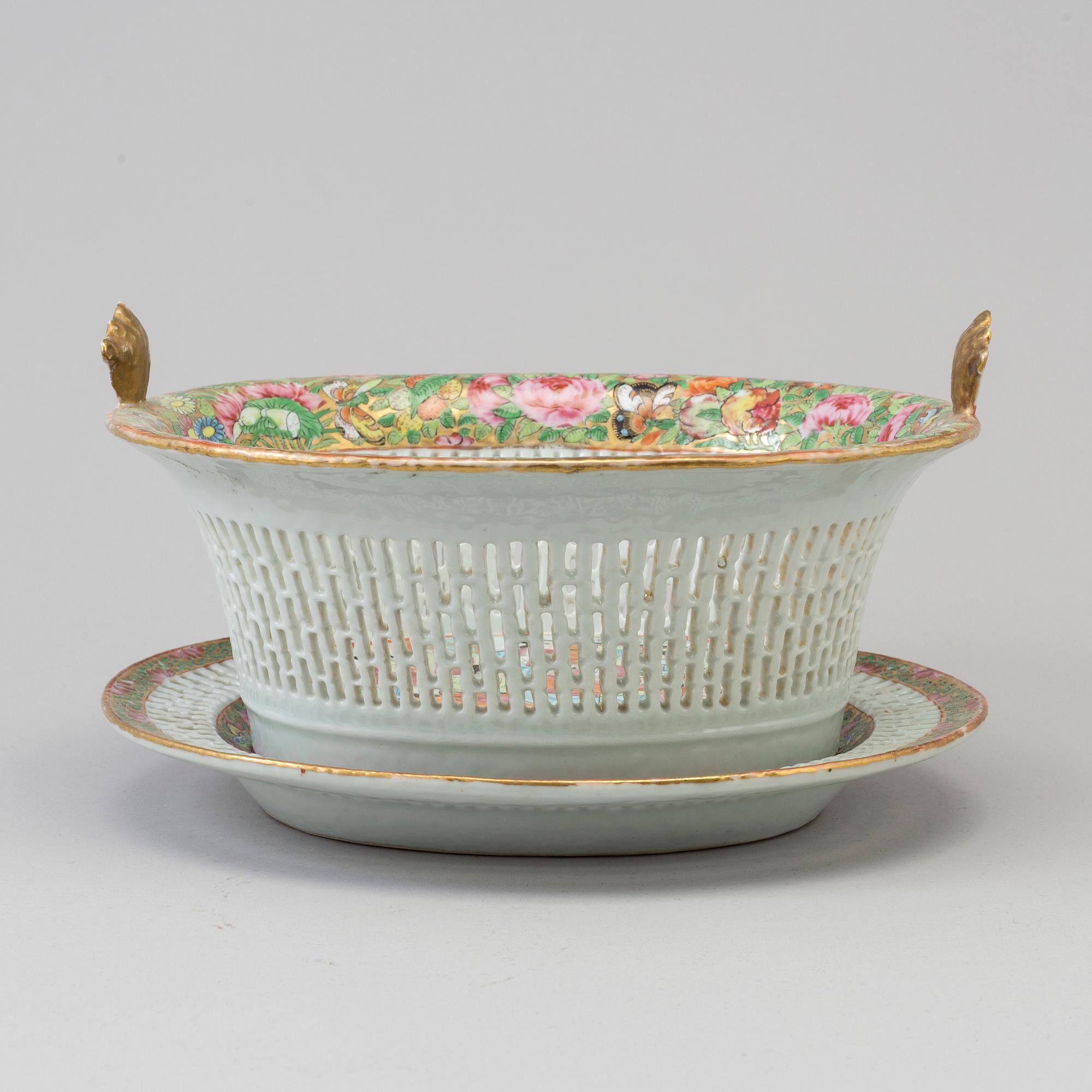 A famille rose porcelain chestnut basket with dish, Canton, Qing dynasty, 19th century.