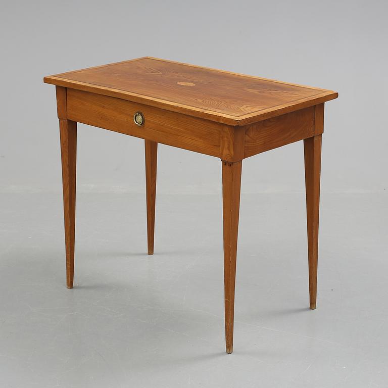 SKRIVBORD, sengustavianskt, omkring år 1800.