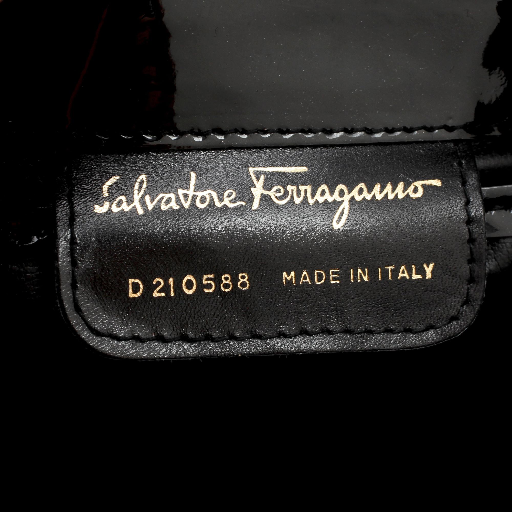 SALVATORE FERRAGAMO, a black patent leather eveningbag /clutch.