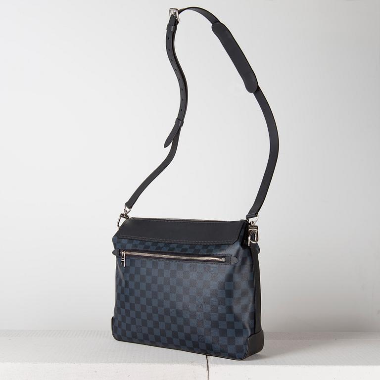 VÄSKA, "Messenger Greenwich", Louis Vuitton.