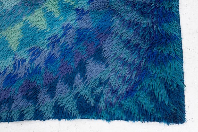 Marjatta Metsovaara, ryarug, "Simpukka", approx. 167 x 134 cm.