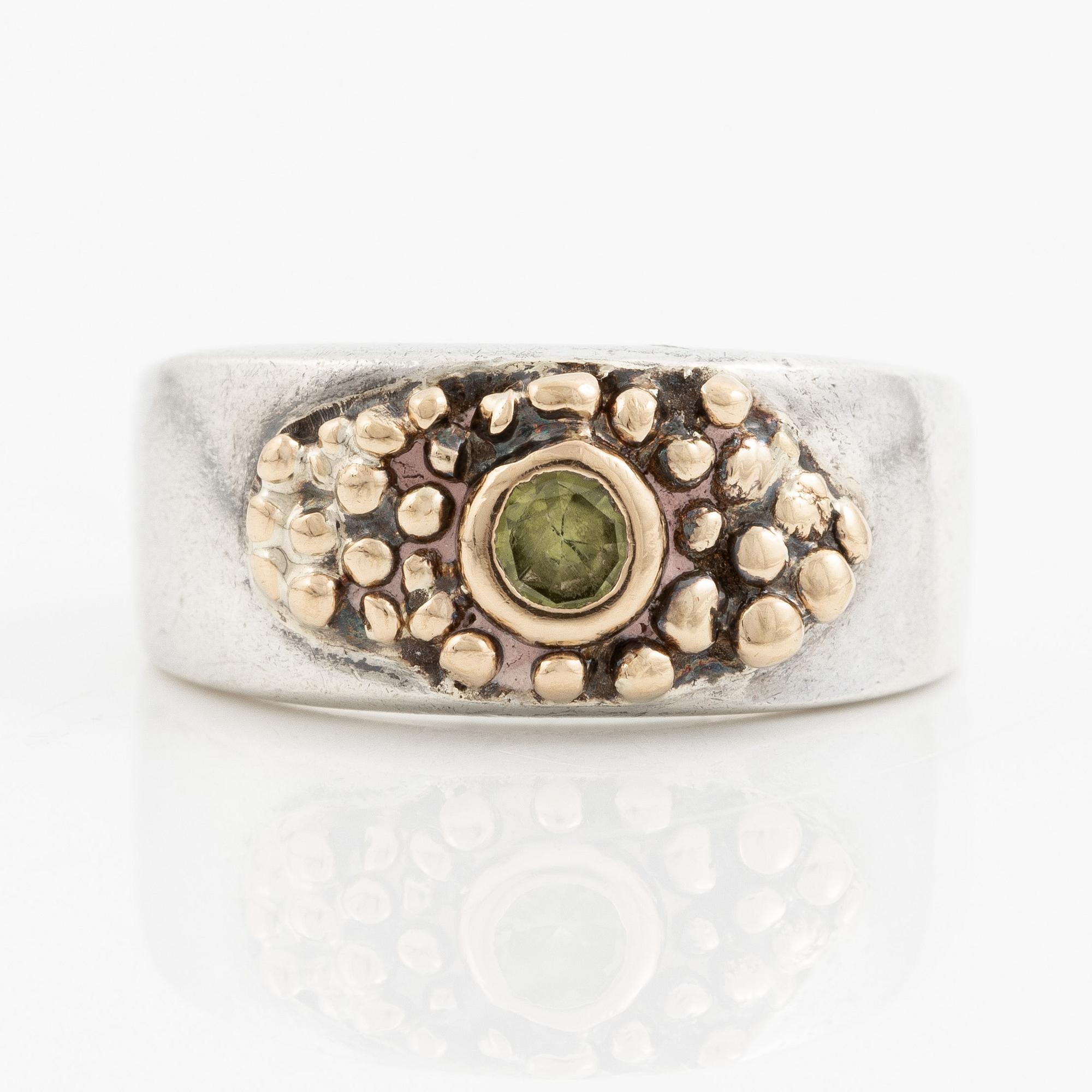 Sven-Erik Högberg, ring, sterling silver with faceted peridot, Gothenburg 1983.