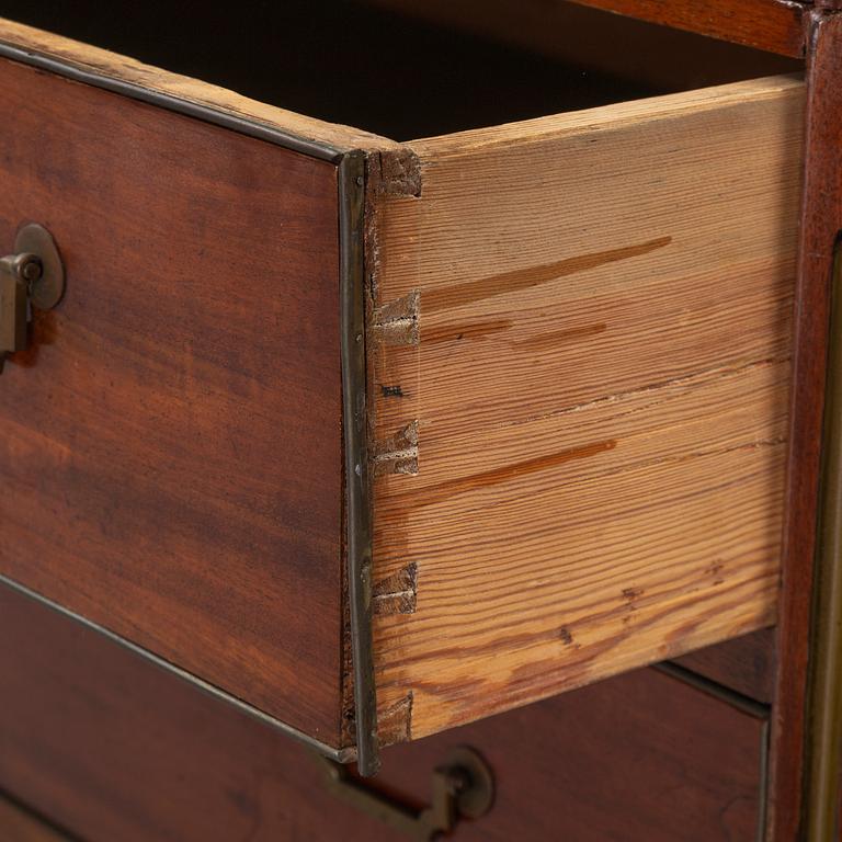 A Swedish late gustavian chiffonier, circa 1800.