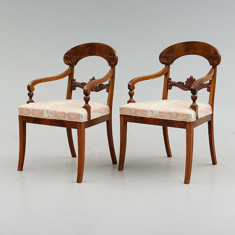 KARMSTOLAR, 1 par, Karl-Johan, 1800-talets mitt.