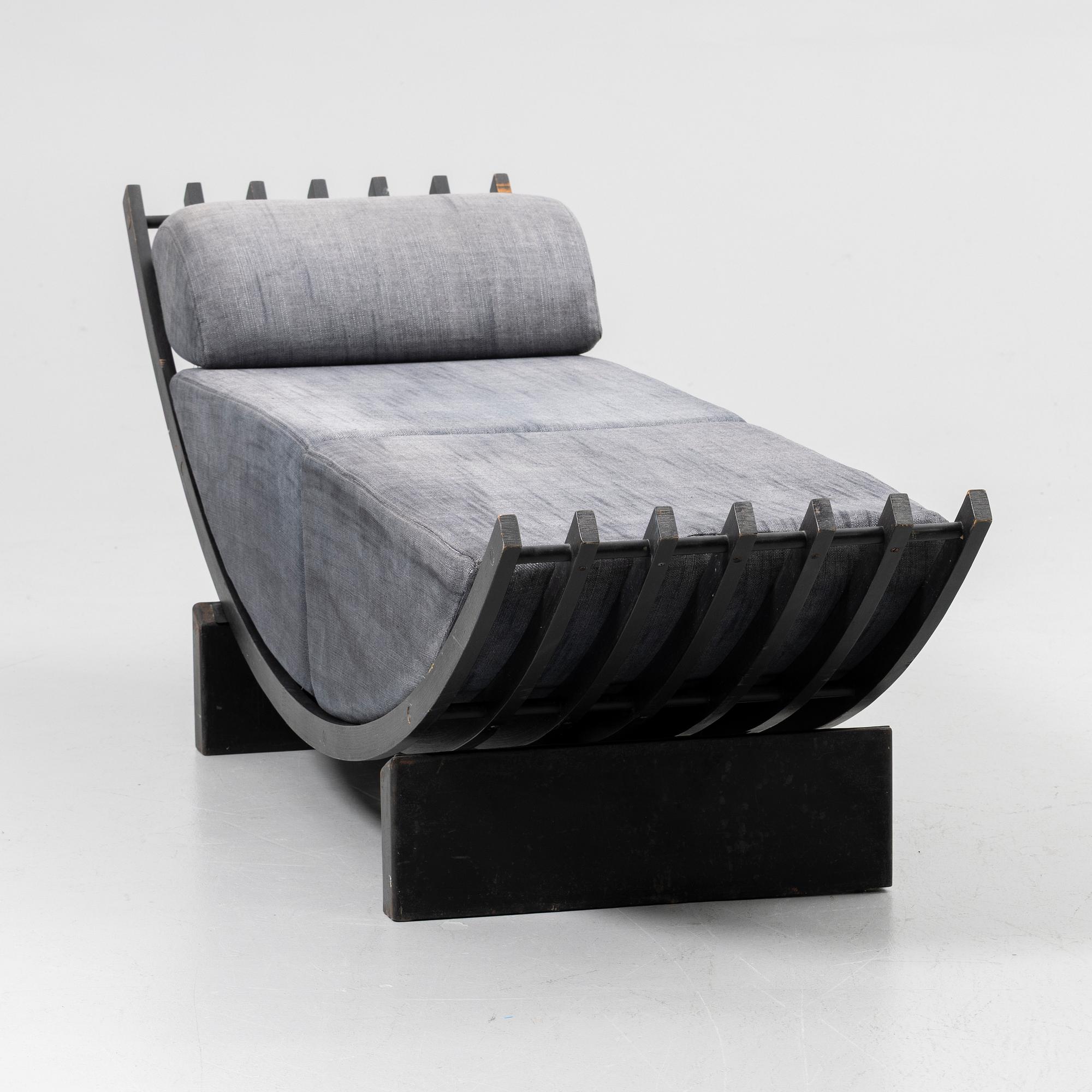 Jonas Bohlin, Daybed, “Concav”, Källemo, late 20th century.