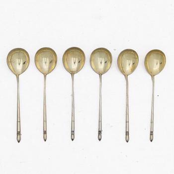 Six Russian silver-gilt and niello teaspoons, mark of Fjodor Ivanov, assay mark Viktor Sawinkow, Moscow 1865.