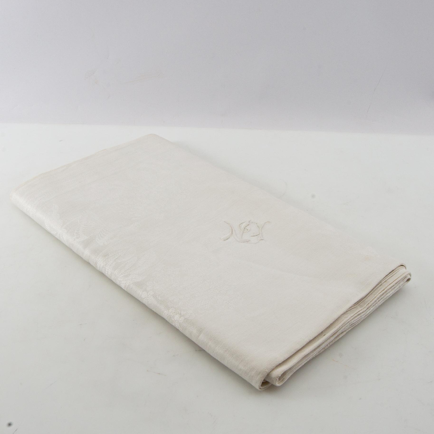 Tablecloths 4 pcs early/mid 20th century damask.