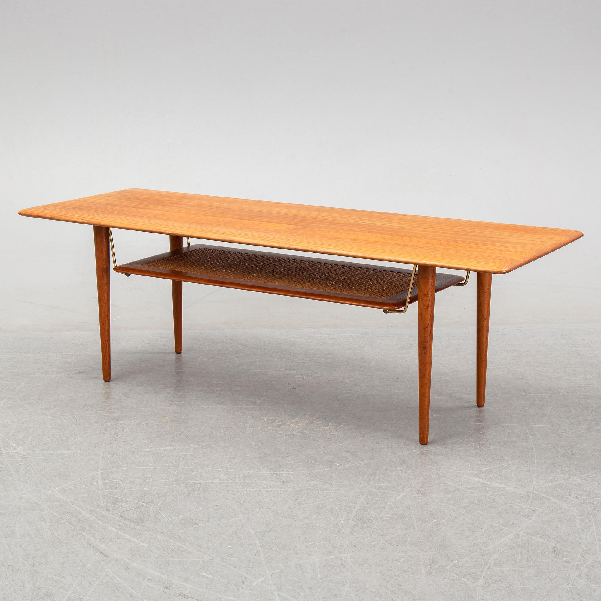 Peter Hvidt & Orla Molgaard Nielsen, a model FD 516 coffee table for France & Søn, Danmark.