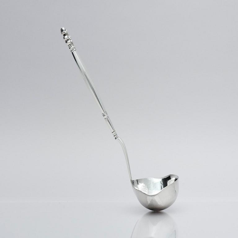 Georg Jensen, soppslev, "Konge/Acorn", sterling silver, design Johan Rohde, Köpenhamn 1919-1927.