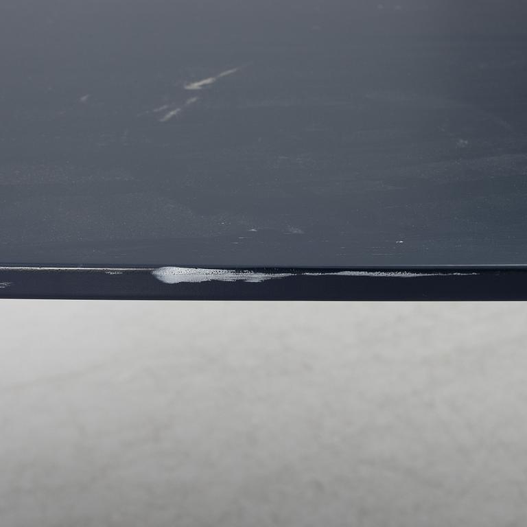 Bruno Mathsson & Piet Hein, a 'Superellipse' dining table, Bruno Mathsson International, Värnamo.