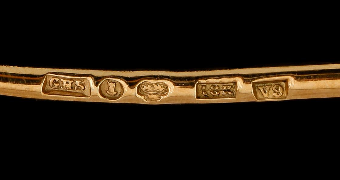BROSCH, 18 k guld, svenska stämplar 1971. Vikt ca 7 g.
