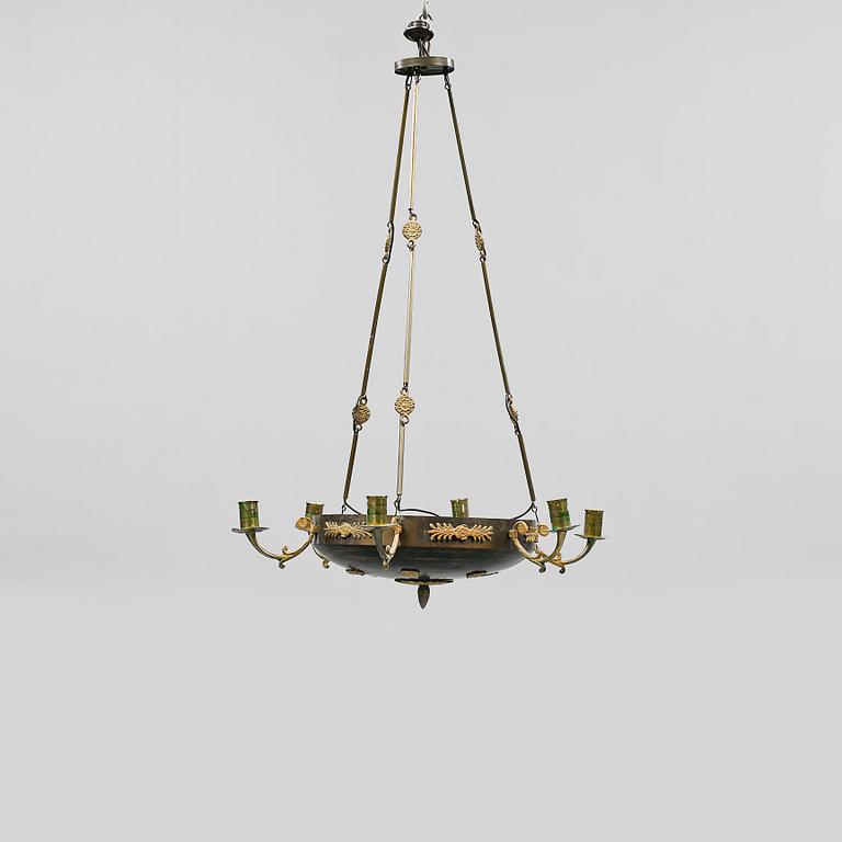 TAKAMPEL, empire, 1800-talets första hälft. Höjd 75 cm.