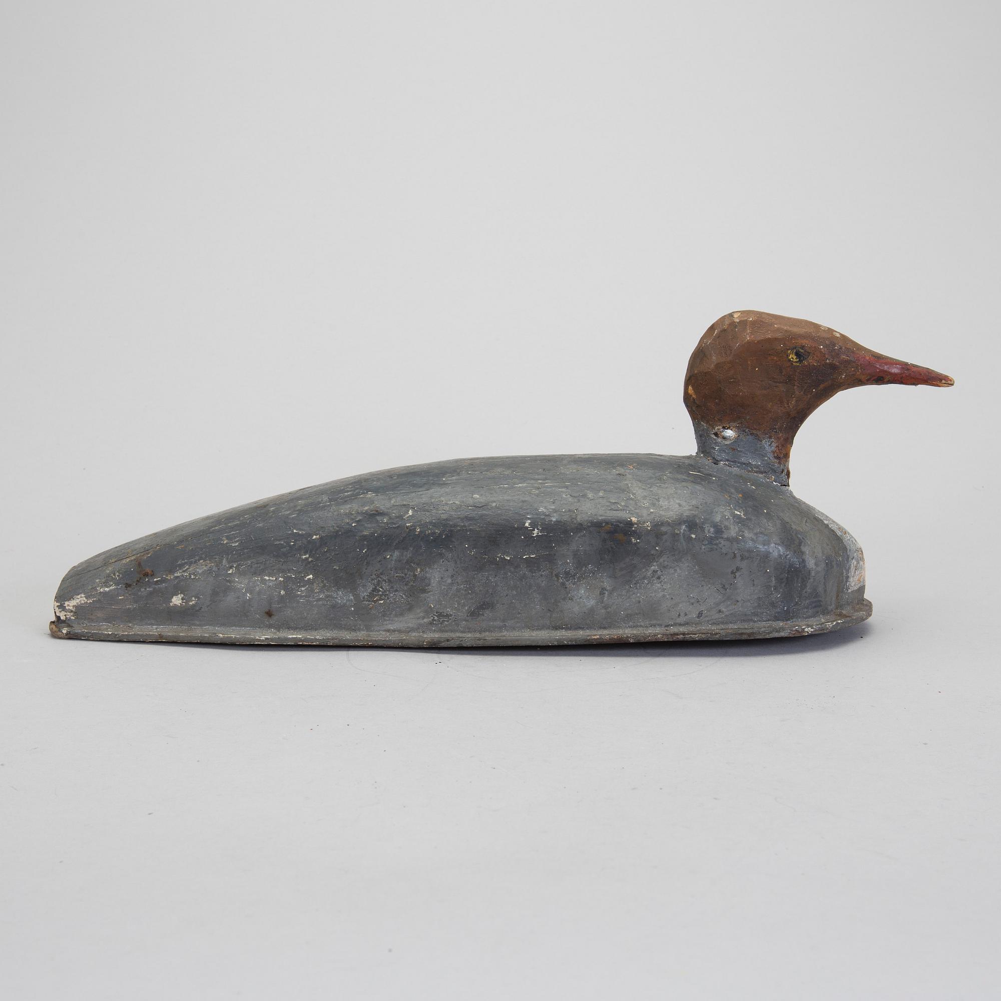 VETTE, skuret trä, 1900-talets första hälft.